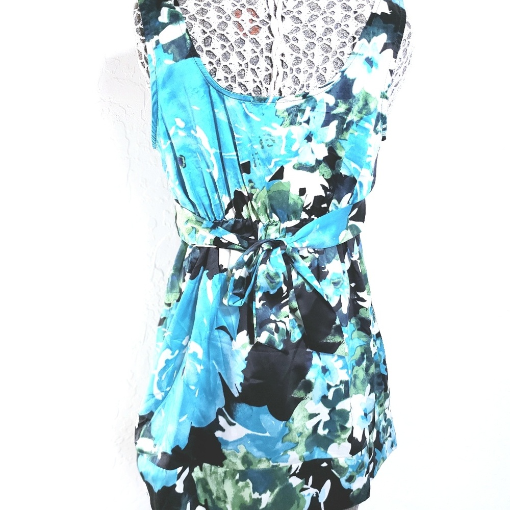 Forever 21 Sleeveless Top - Picture 3 of 5
